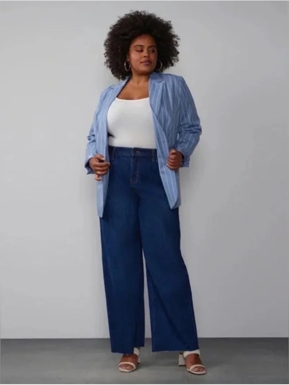 New York & Company | Plus Essential High Rise Wide Leg Jeans